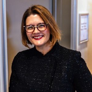 Meet your Posher, Stacy